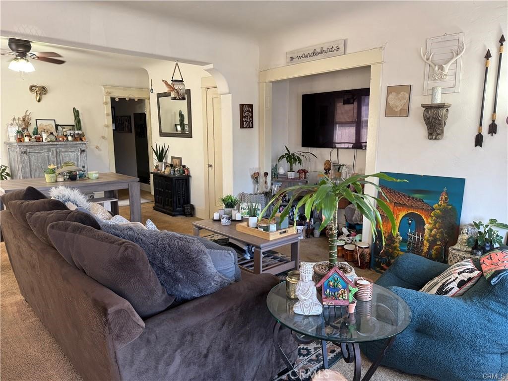782 W 14th Street