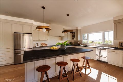 Photo of 2201 N Hobart Boulevard, Los Angeles, CA 90027 (MLS # LG26005597)