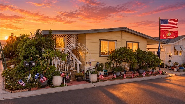 Photo 1 of 34 — 4000 Pierce Street 66, Riverside, CA 92505