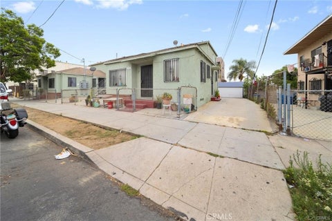 Tiny photo for 2316 Michigan, Los Angeles, CA 90033 (MLS # PW26159157)