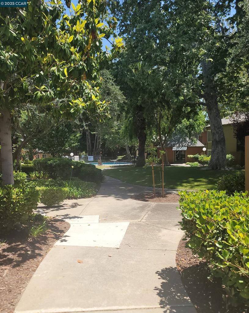 SUMMERWOOD WEST - Residential