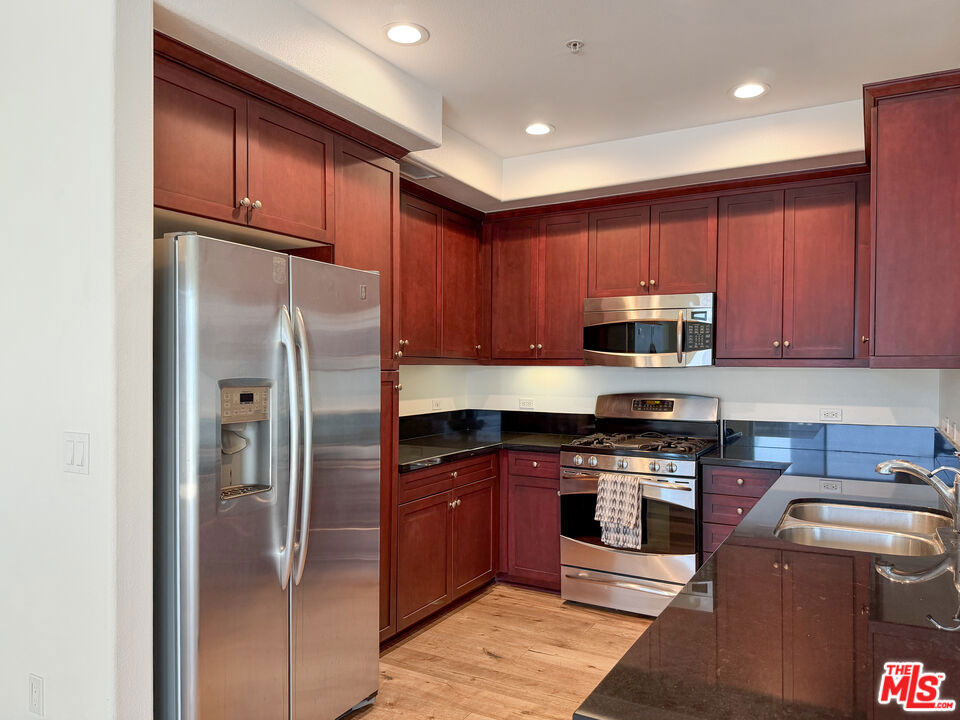 629 Traction Avenue 630