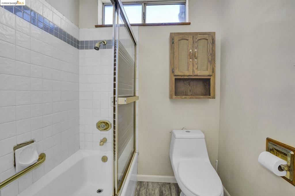 NORTH OAKLAND - Residential Income