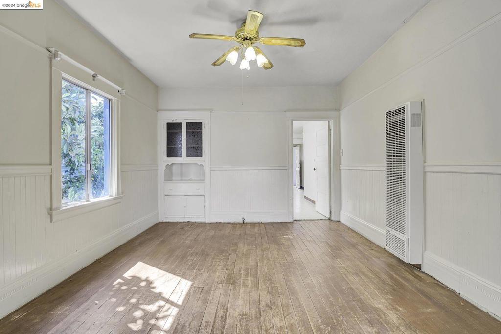 NORTH OAKLAND - Residential Income