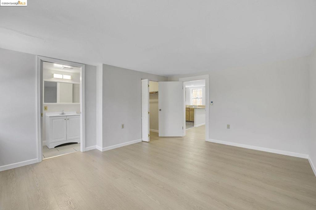 NORTH OAKLAND - Residential Income