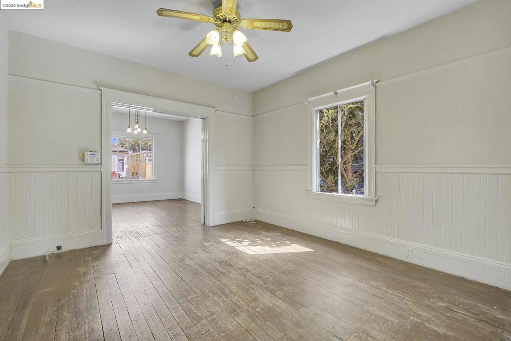 NORTH OAKLAND - Residential Income