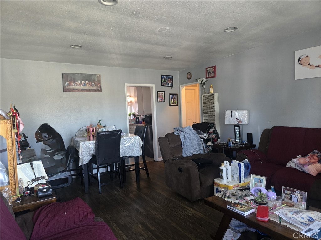301 W Magnolia