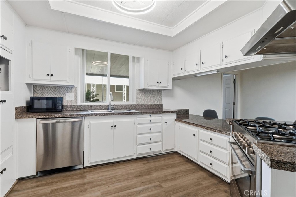 73621 Broadmoor