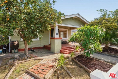 Photo of 1066 Orange Avenue, Long Beach, CA 90813 (MLS # 26104988)