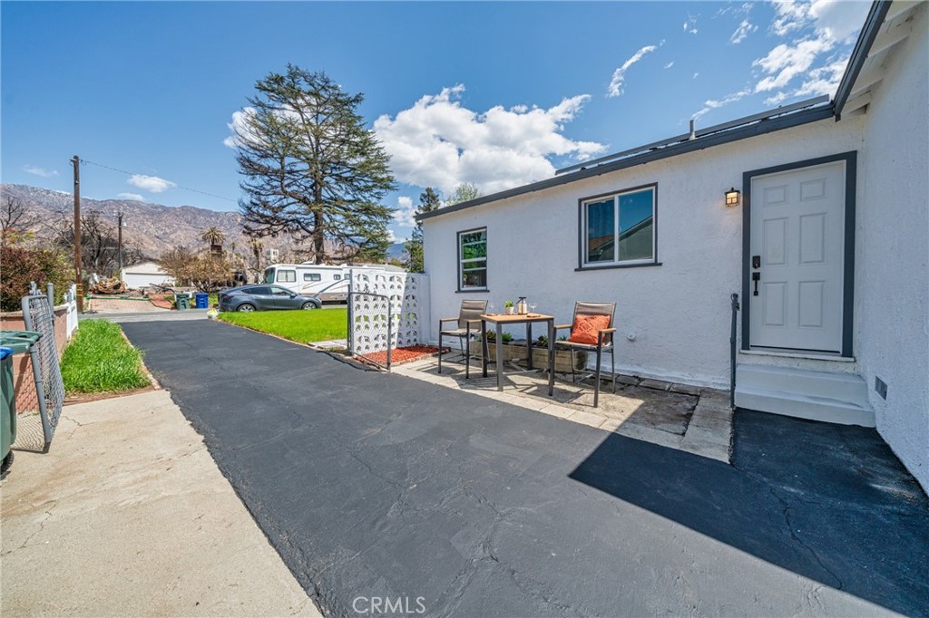 834 Morada Place