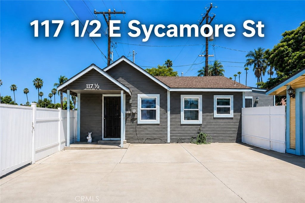 117 E Sycamore