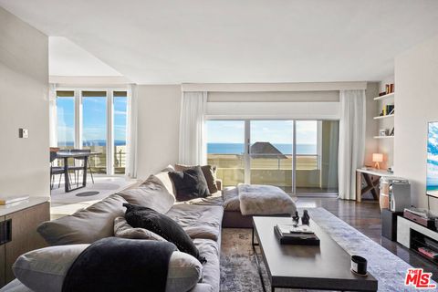 Photo of 18065 Coastline Drive #2, Malibu, CA 90265 (MLS # 26650727)