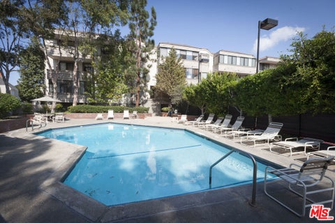 Photo of 310 Tahiti Way #106, Marina Del Rey, CA 90292 (MLS # 26947007)