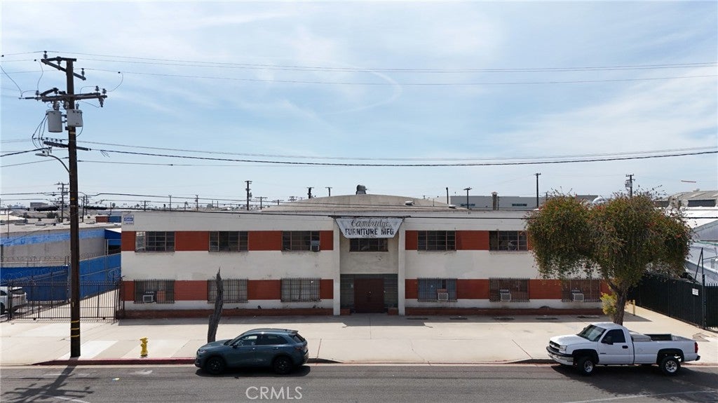 1656 W 134th