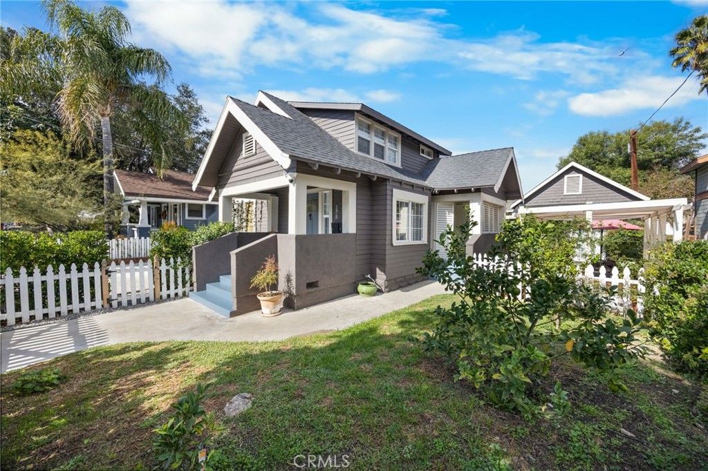 Photo of 175 Painter St, Pasadena, CA 91103 (MLS # PW25259139)