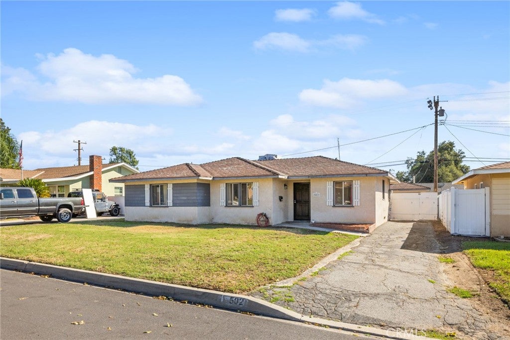 502 W Leeside