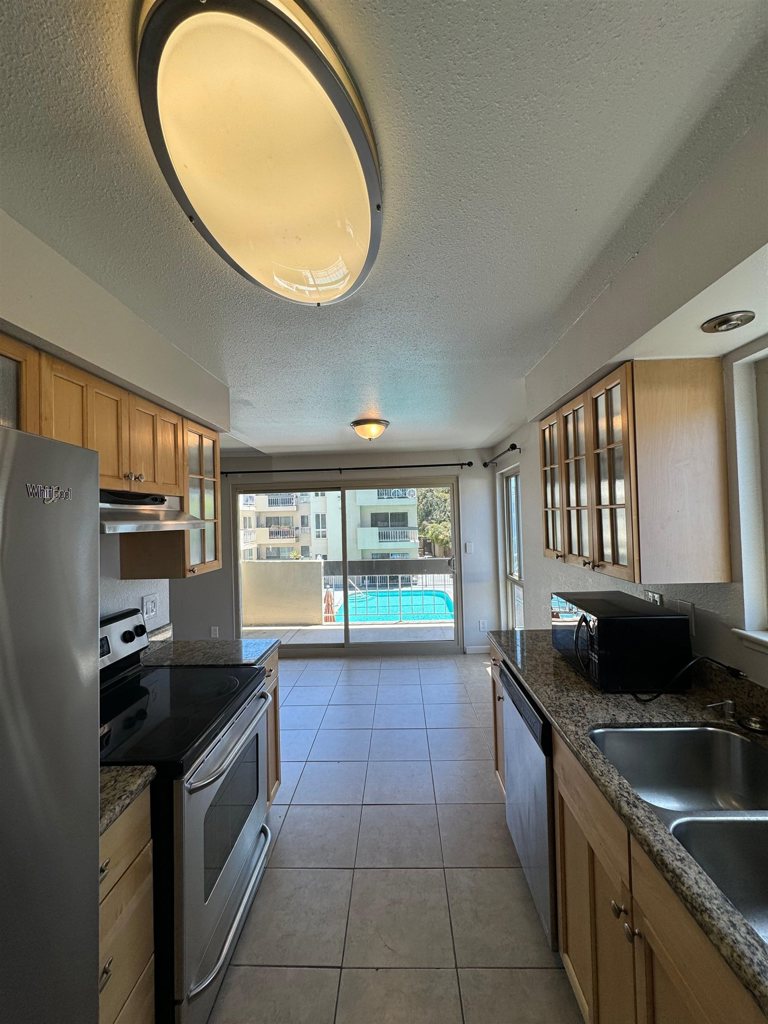 77 Fairmount Ave 220
