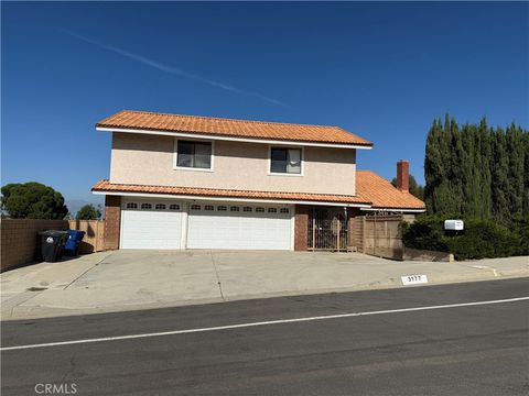 Photo of 3177 Hawkwood Rd, Diamond Bar, CA 91765 (MLS # CV25267792)