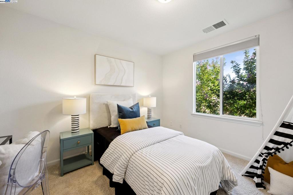 MT EDEN - Residential