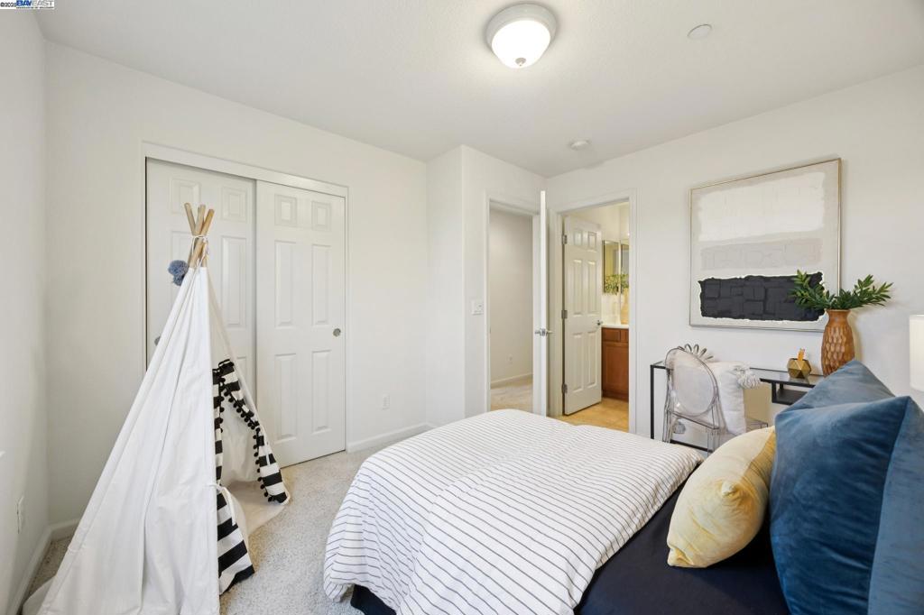 MT EDEN - Residential