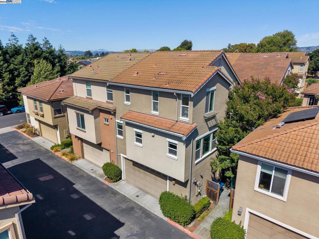 MT EDEN - Residential