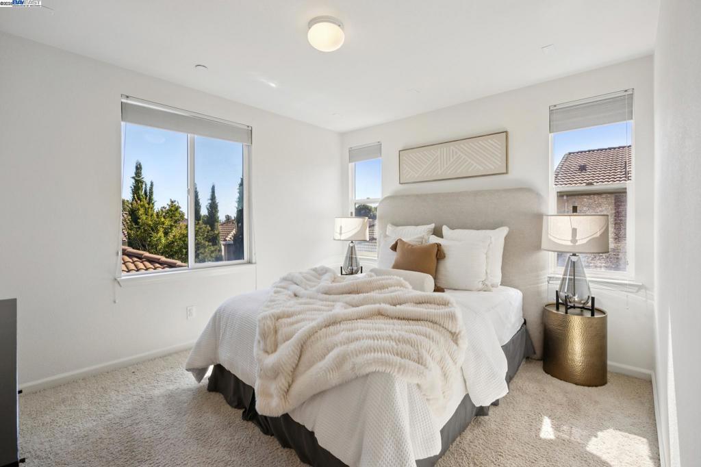 MT EDEN - Residential