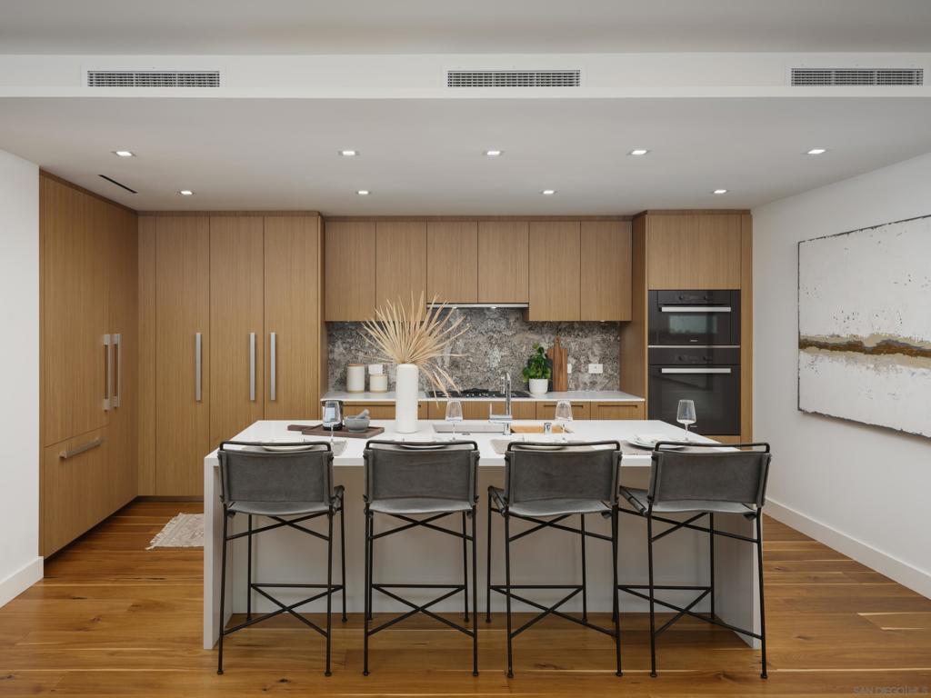2855 5th Ave 606