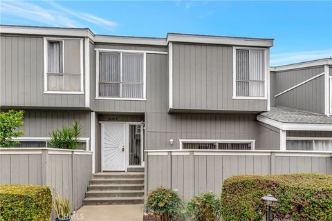 2670 W Segerstrom f Santa Ana CA 92704