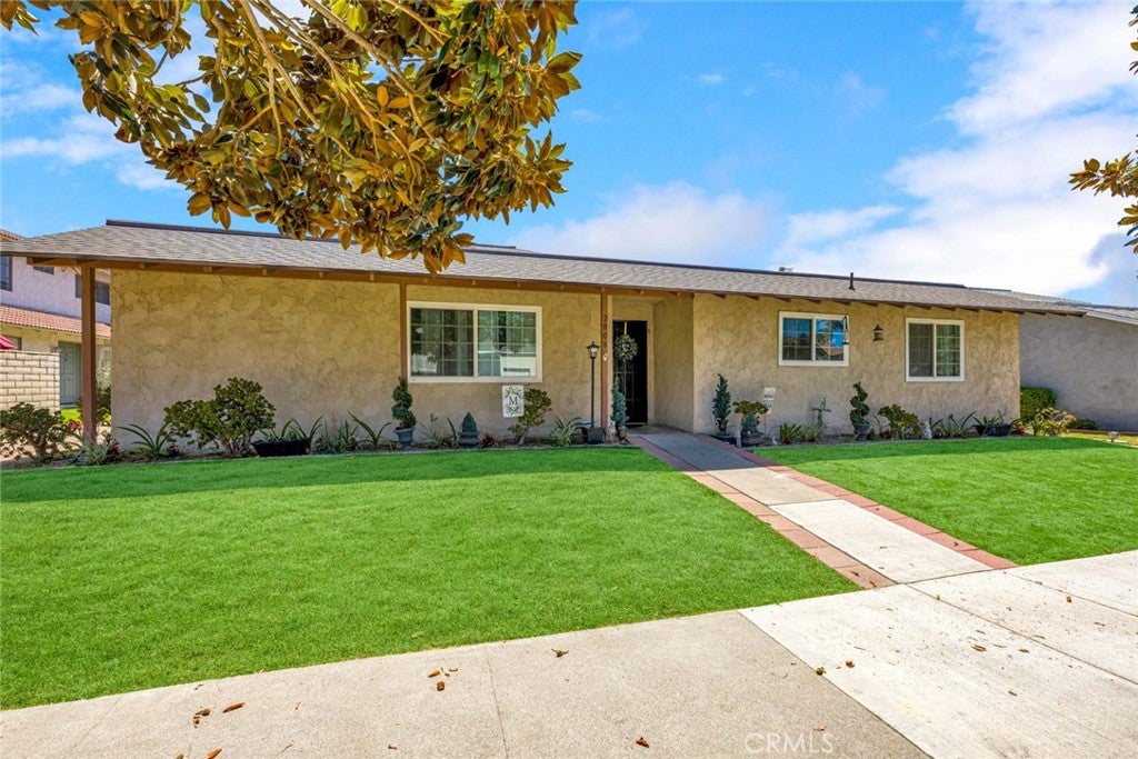 2808 Santiago Road