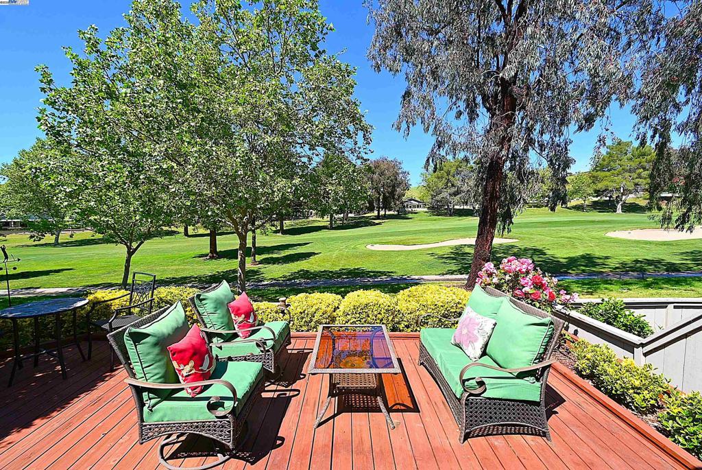 CROW CANYON C.C. - Residential