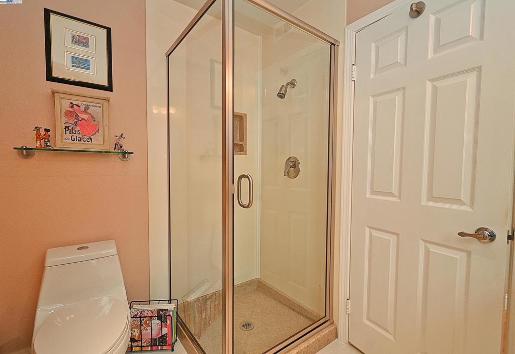 CROW CANYON C.C. - Residential