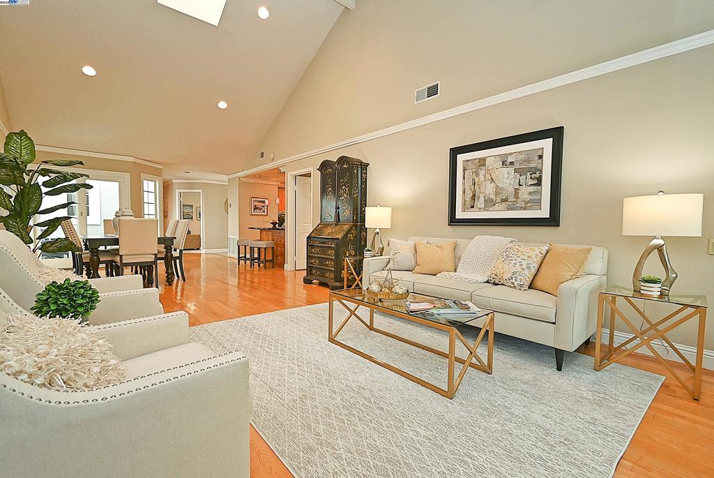 CROW CANYON C.C. - Residential
