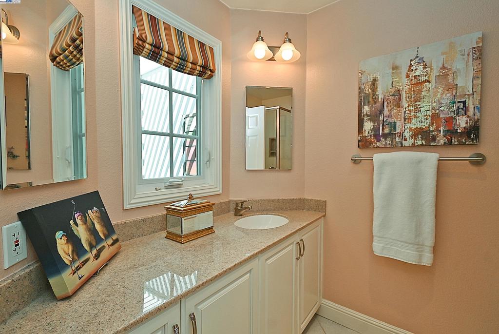 CROW CANYON C.C. - Residential