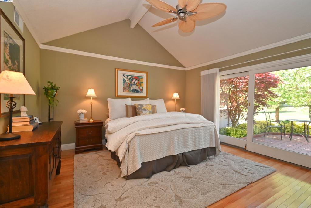 CROW CANYON C.C. - Residential