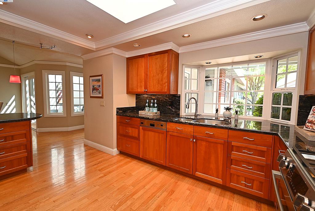 CROW CANYON C.C. - Residential
