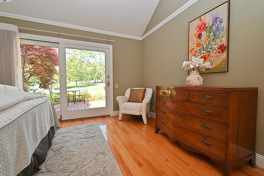CROW CANYON C.C. - Residential
