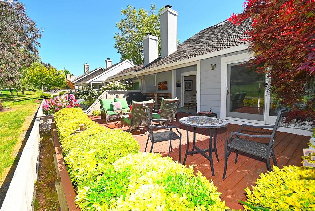 CROW CANYON C.C. - Residential