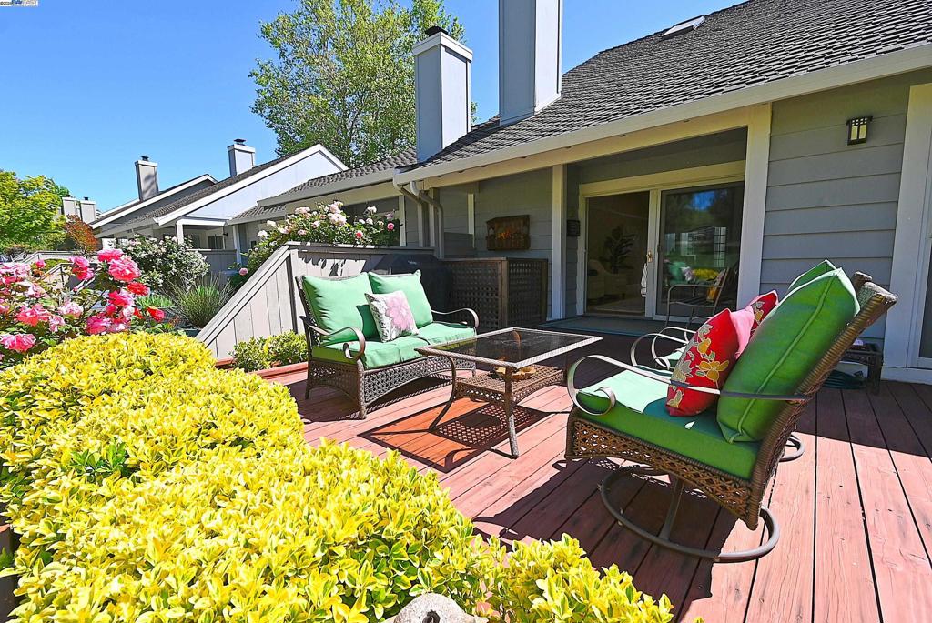 CROW CANYON C.C. - Residential