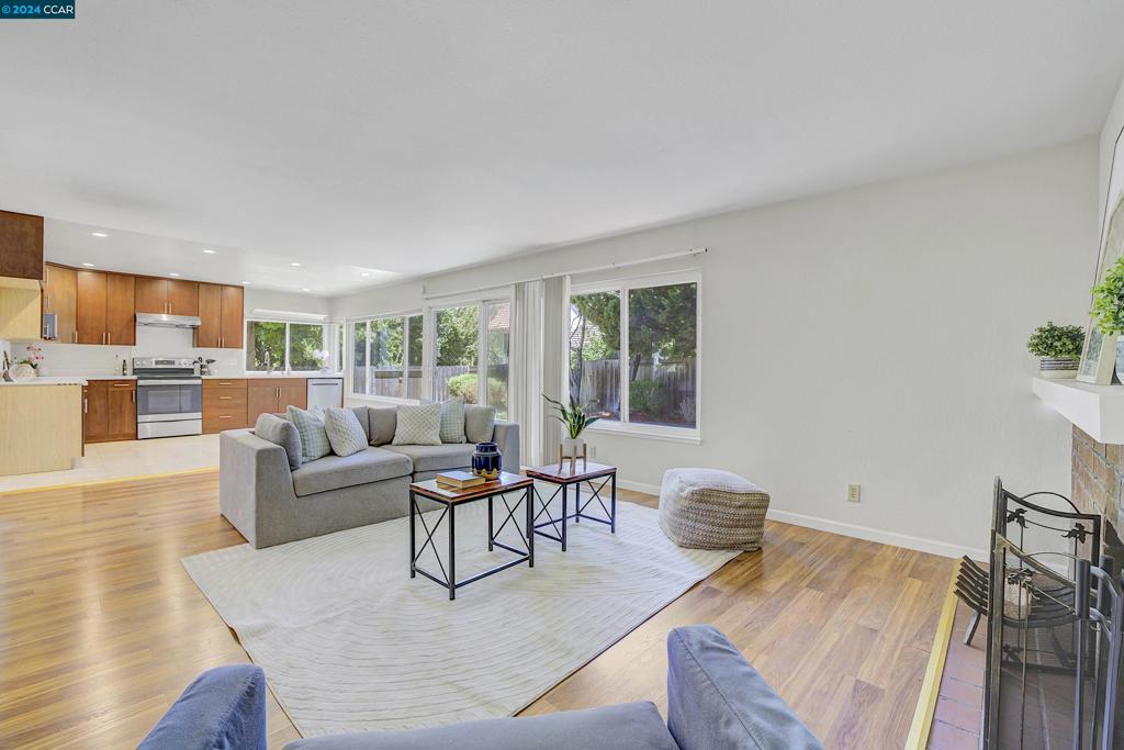 THE CROSSINGS - Residential