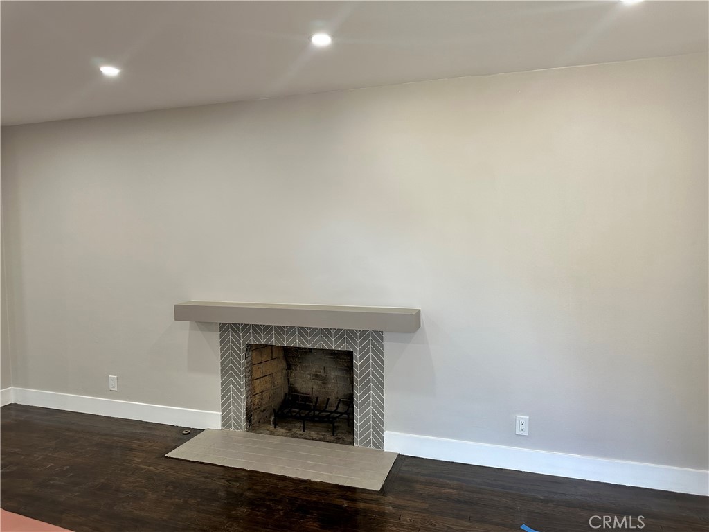 Properties 4 9308 Badminton Avenue