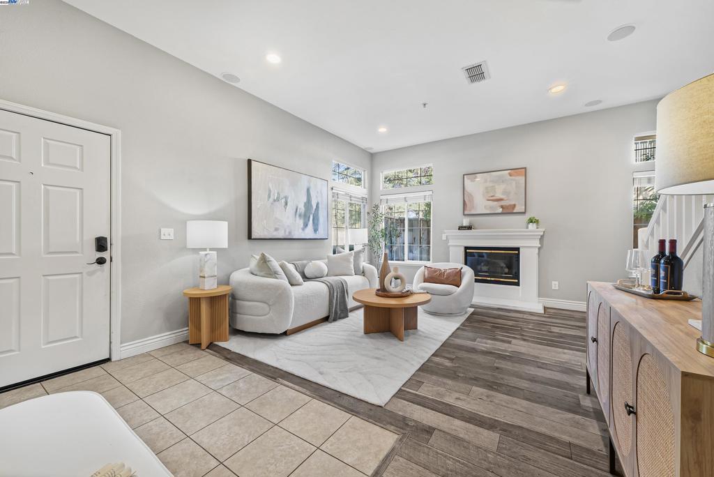 SIENNA - Residential
