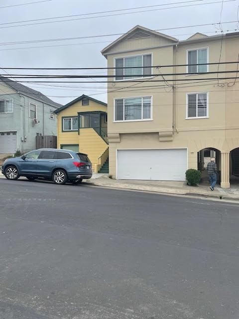 Photo of 667 Hillside Boulevard, Daly City, CA 94014 (MLS # ML82031561)