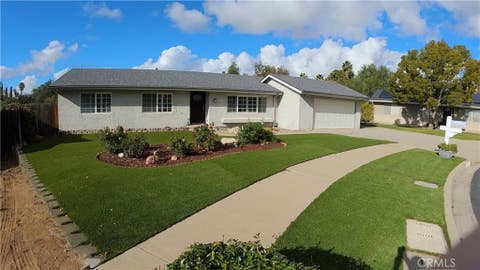 Photo of 2857 Calle Damasco, Thousand Oaks, CA 91360 (MLS # TR26121593)