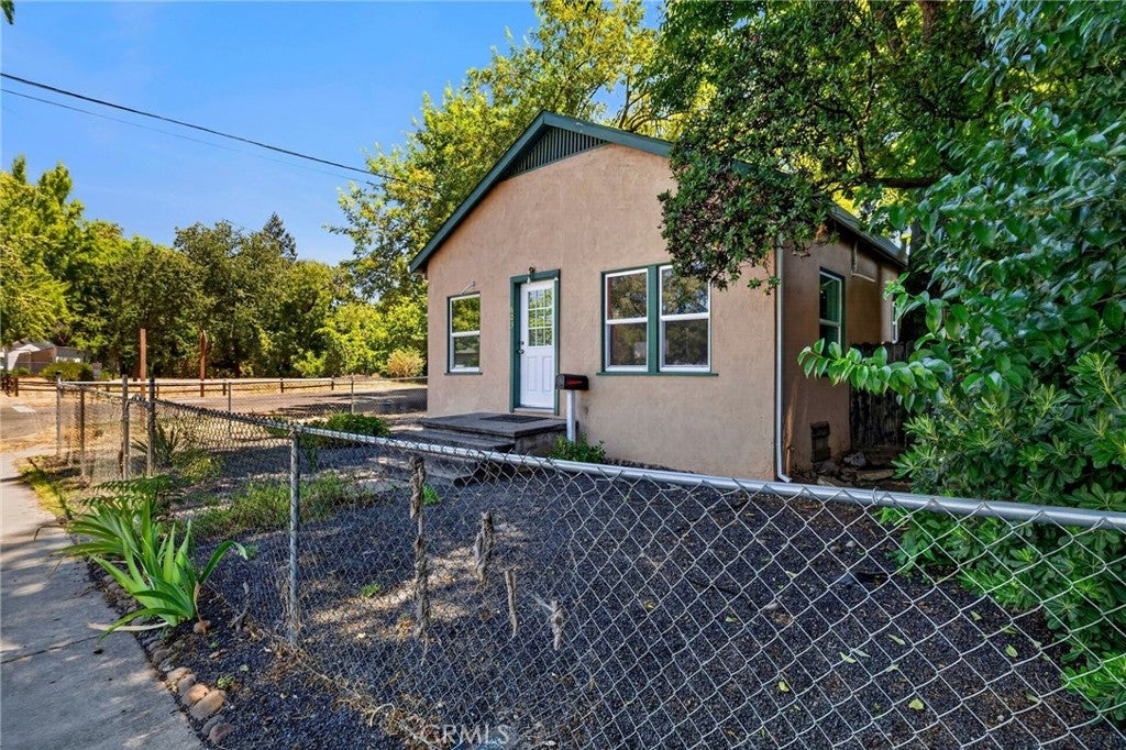 603 W 9th