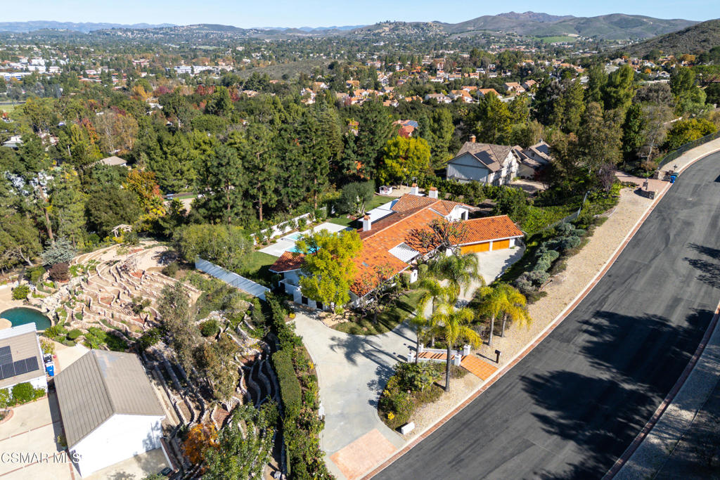 Los Robles Hills-621 - 621 - Residential