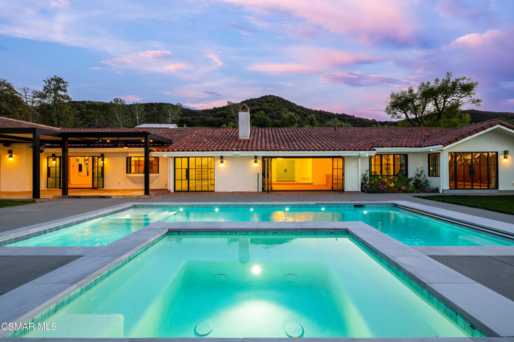 Los Robles Hills-621 - 621 - Residential