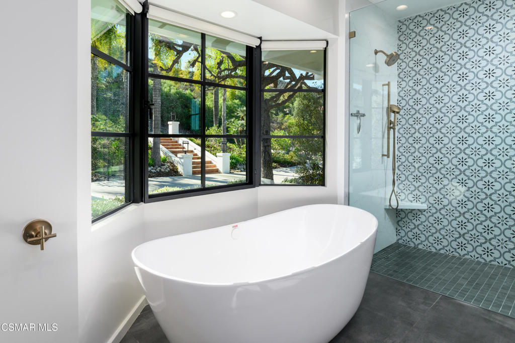 Los Robles Hills-621 - 621 - Residential