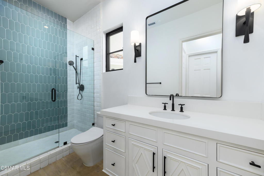 Los Robles Hills-621 - 621 - Residential