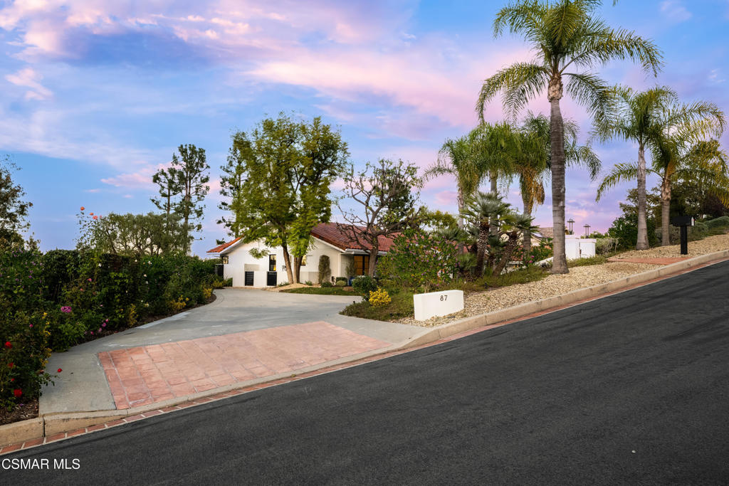 Los Robles Hills-621 - 621 - Residential