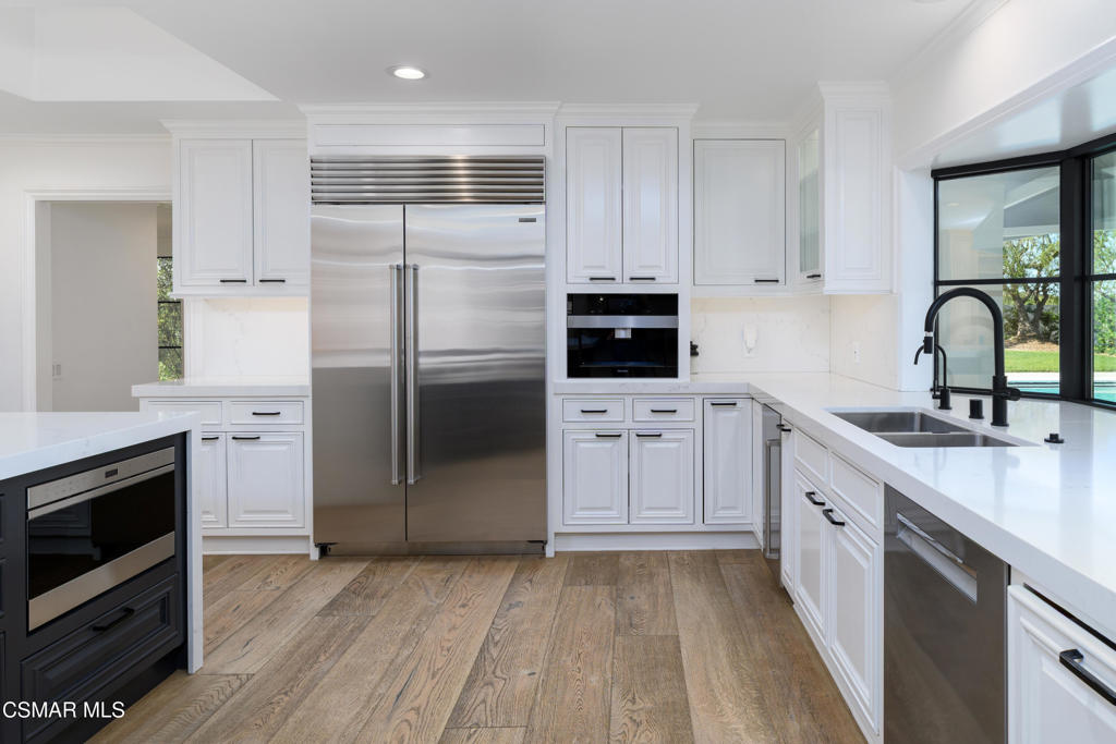 Los Robles Hills-621 - 621 - Residential